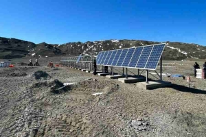 Avanza la construcción de un parque solar en la Antártida (Argentina)